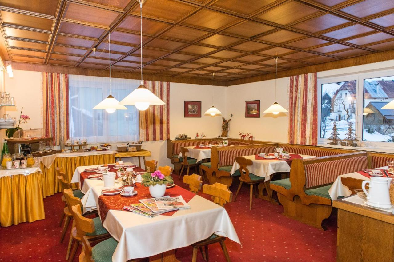 Pension Elisabeth Russbach am Pass Gschutt Ruang foto